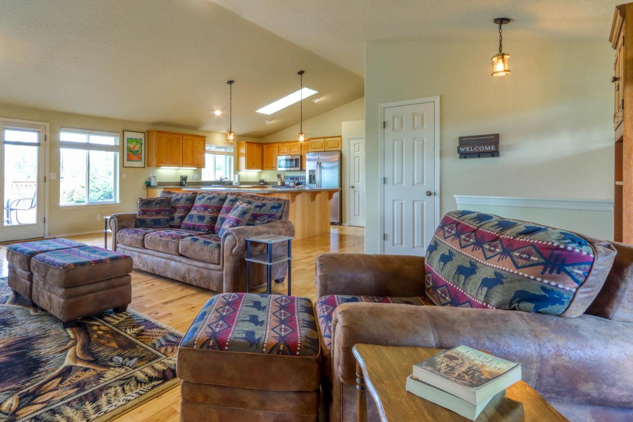 Meadow Walk Cabin La Pine Exterior photo